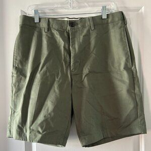 Lands' End Traditional Fit Comfort Waist Stretch Knockabout Chino Shorts Size 32